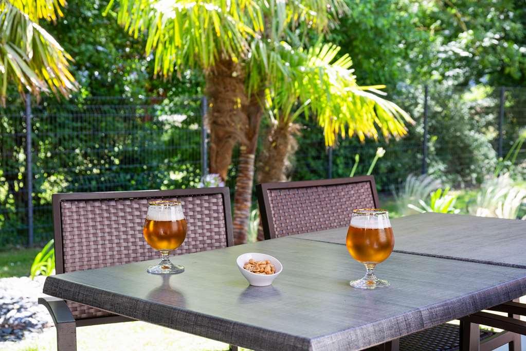 The Originals Boutique Hotel Restaurant Saint James, Montaigu-Vendee Ngoại thất bức ảnh