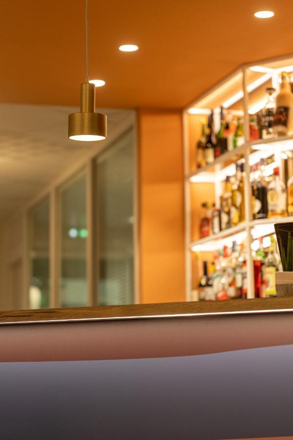 The Originals Boutique Hotel Restaurant Saint James, Montaigu-Vendee Ngoại thất bức ảnh
